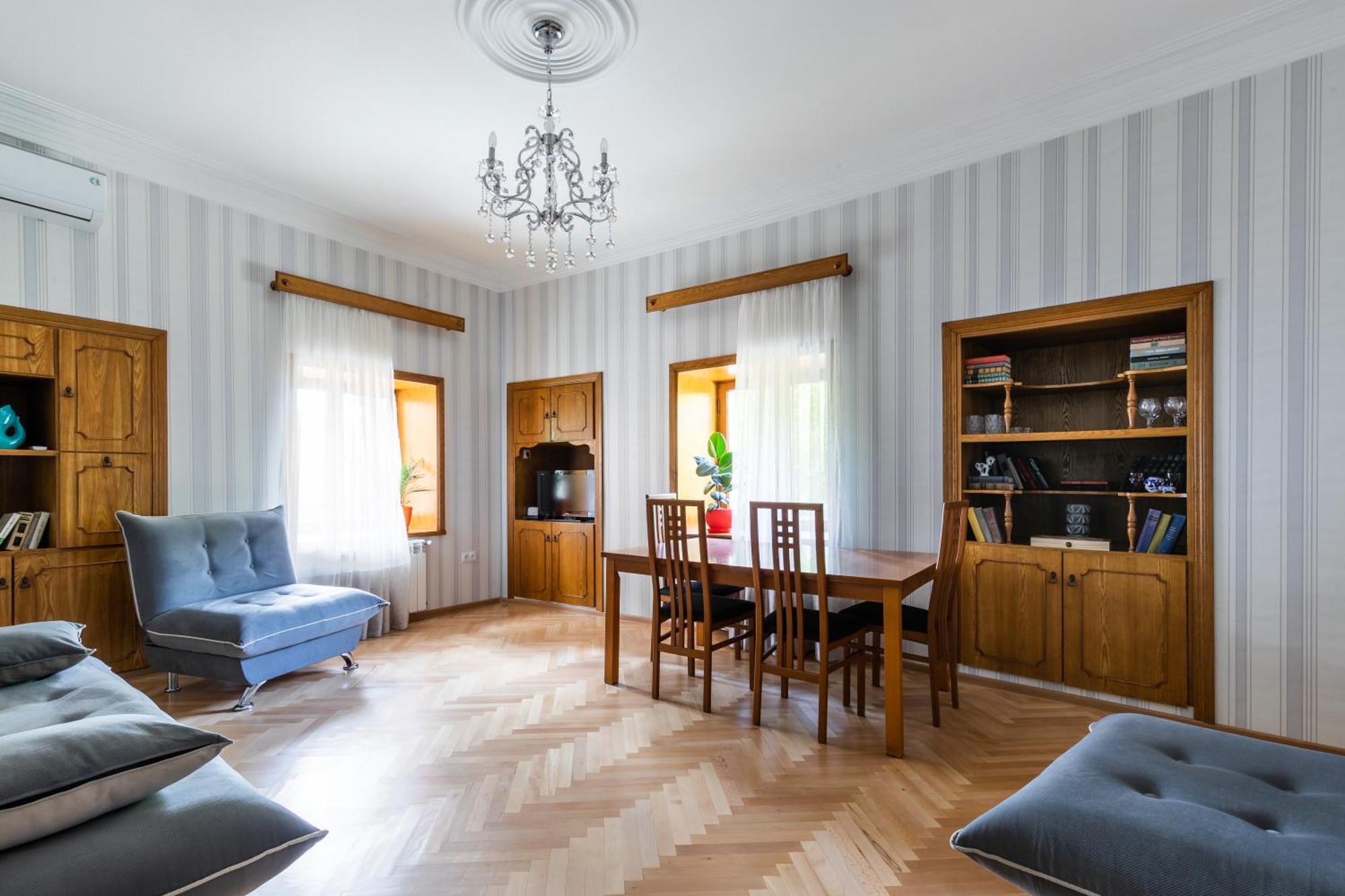 Hb Akhvelediani Apartment Tbilisi
